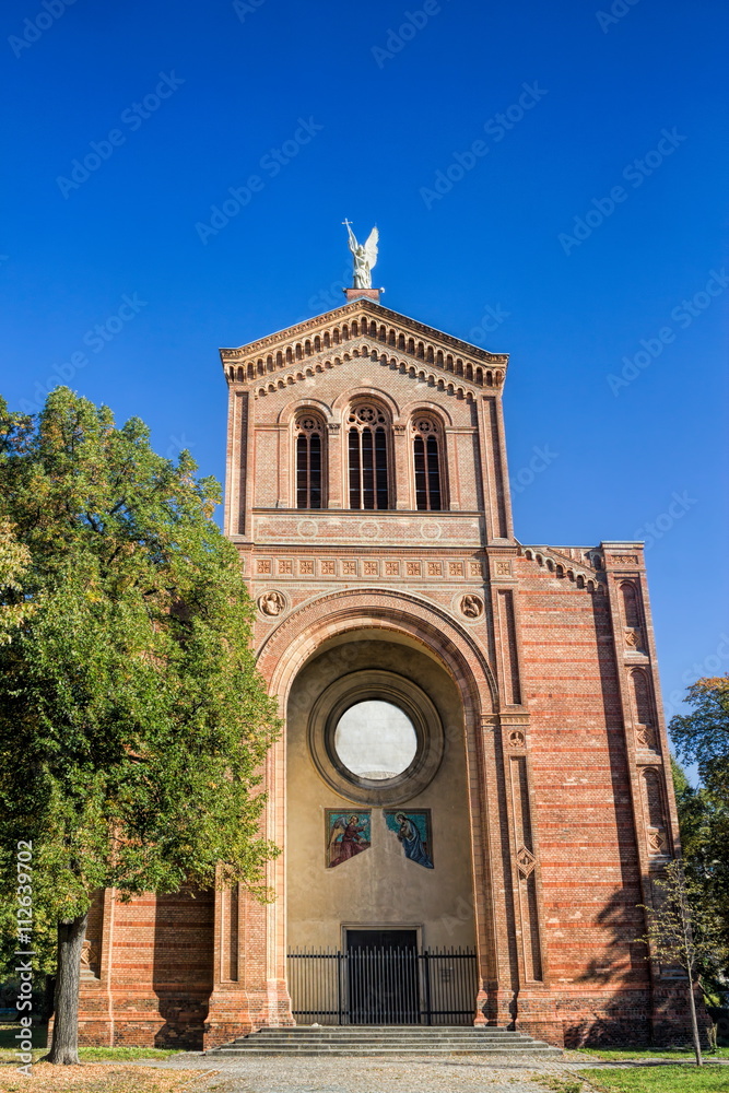 Fototapeta premium Berlin, Sankt-Michael-Kirche