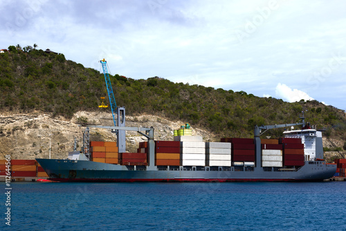 unloading cargo ship