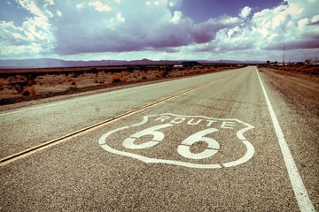 Acrylglasbilder Route 66 Famous Route 66 road marker on a California highway, USA  © Jenifoto