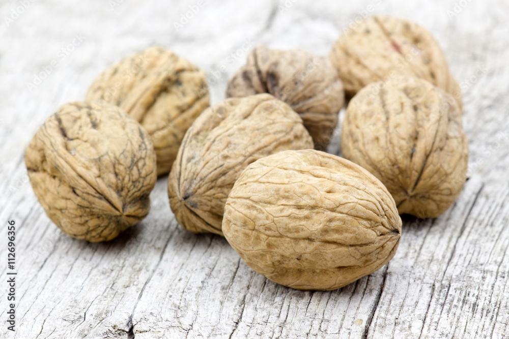 walnuts walnuts