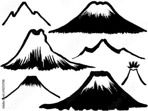 山　墨　毛筆イラスト