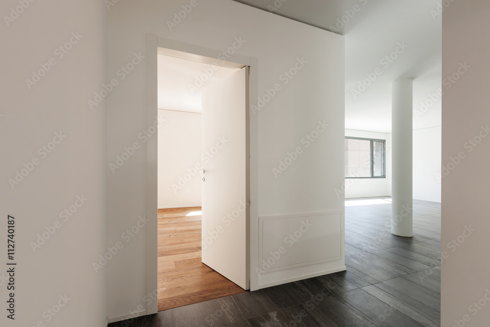 Interior, corridor with one doors