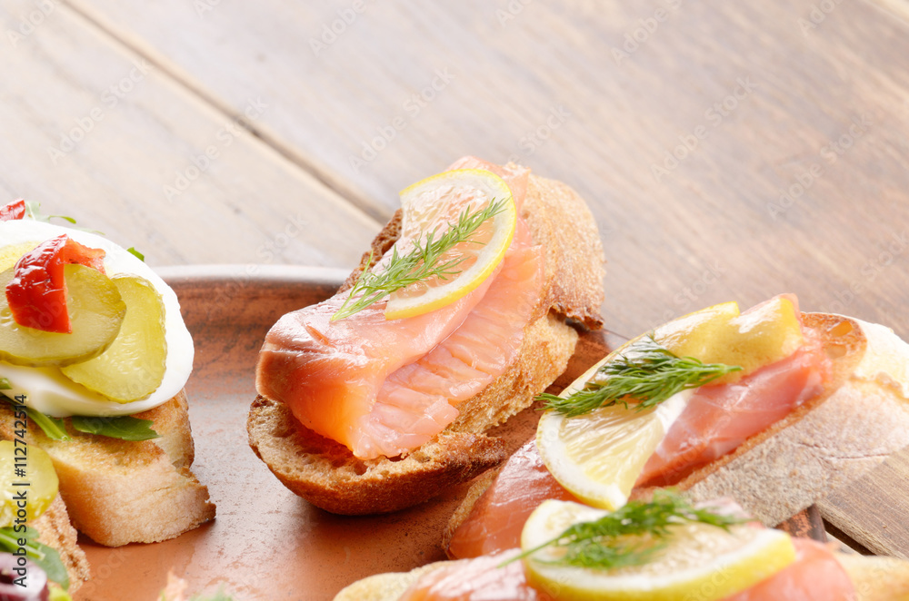 Open sandwiches with salmon
