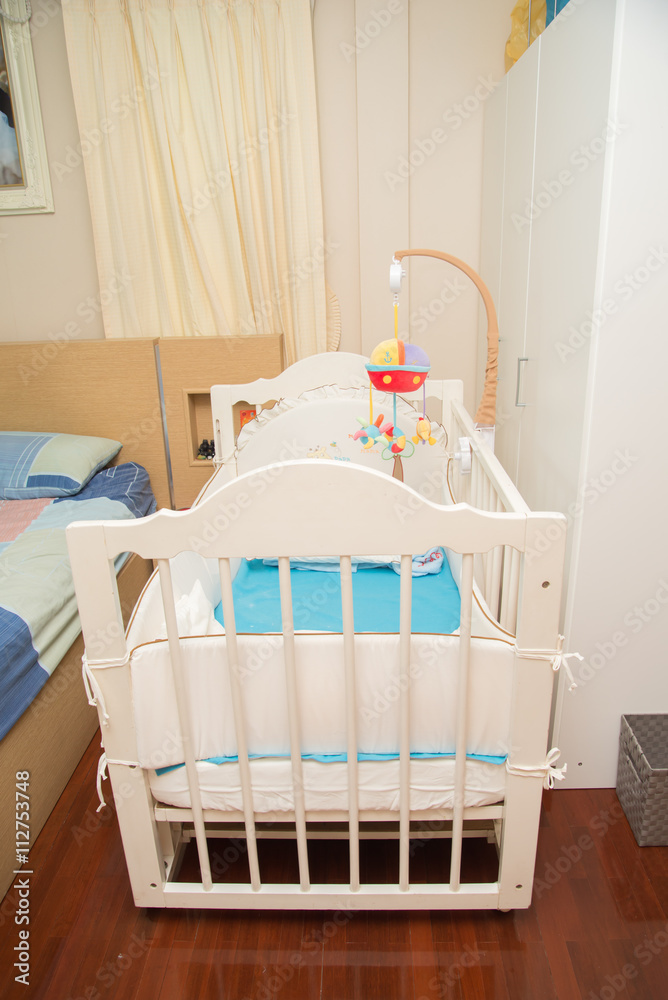 Family room with baby bed Family room with baby bed