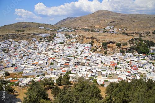 .Город Линдос в Греции на острове Родос © lvp312