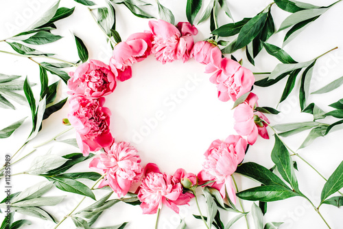 Fototapeta Naklejka Na Ścianę i Meble -  Background wreath frame with peonies. Flat lay, top view