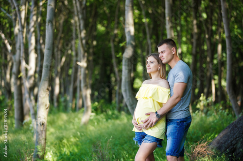 Tenderness of pregnant couple