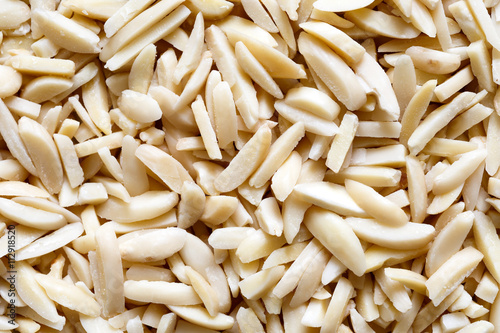 Foto Background of slivered almonds.