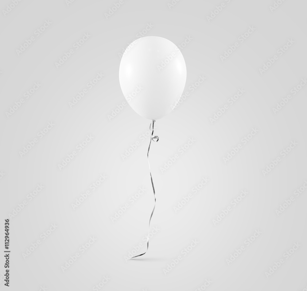 Naklejka Puste biały balon makiety na białym tle. Jasny biały balon art design makieta trzyma w ręku. Wyczyść czysty szablon balonowy. Logo, tekstura, wzór prezentacji element projektu aerostat.