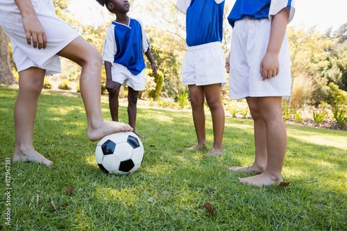 Children soccer team speaking before playing a match © WavebreakmediaMicro