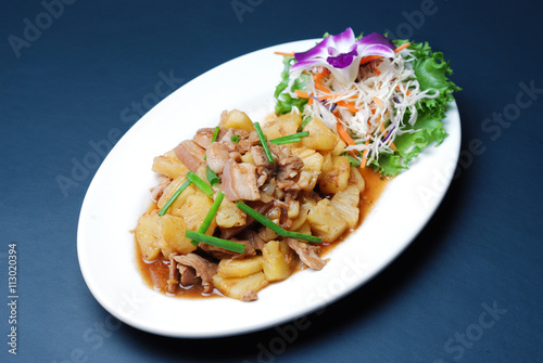 Fotografie Fry pork with pineapple