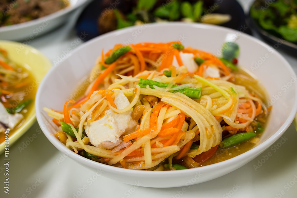 Thai Style Papaya Salad with Satled Eggs Thai Style Papaya Salad with Satled Eggs