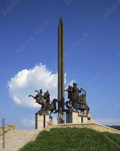 Assen and Peter Memorial, Veliko Turnovo, Bulgaria photo