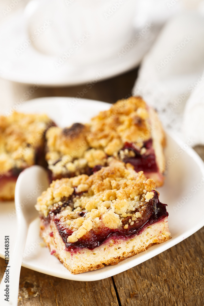 Plum pie with streusel Plum pie with streusel