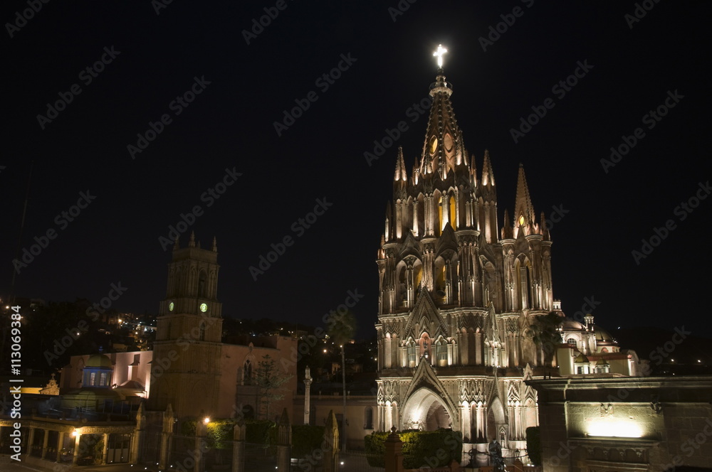 La Parroquia, church notable for its fantastic Neo-Gothic exterior, San Miguel de Allende (San Miguel), Guanajuato State, Mexico La Parroquia, church notable for its fantastic Neo-Gothic exterior, San Miguel de Allende (San Miguel), Guanajuato State, Mexico