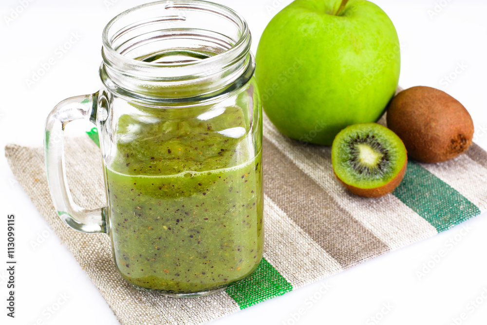 Kiwi and Apple Fresh Juice Kiwi and Apple Fresh Juice