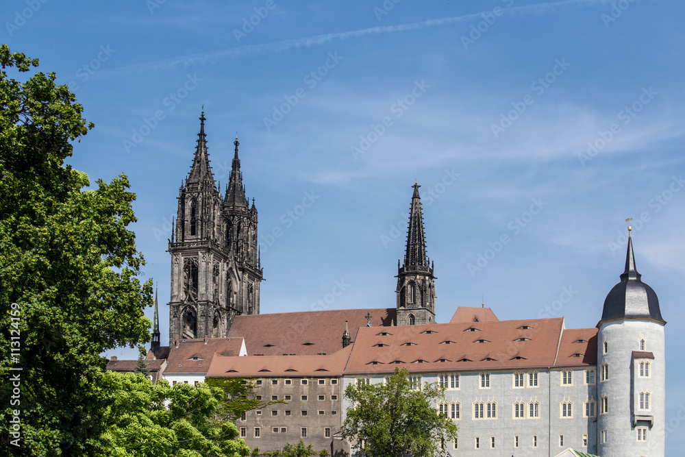 Fototapeta premium die hohen Türme der Albrechtsburg in Meißen