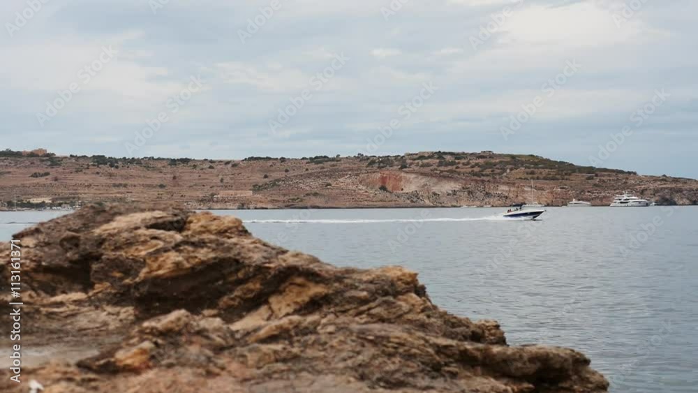 Freedom - boat running in Malta waters - smooth follow focus Freedom - boat running in Malta waters - smooth follow focus