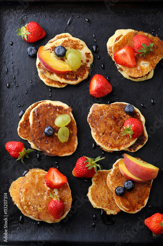 breakfast pancakes with berries