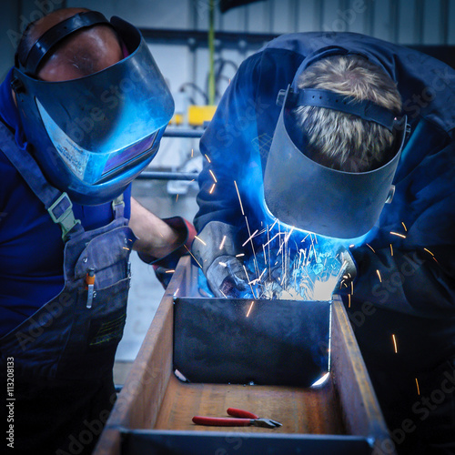 Lehrmeister mit Schüler