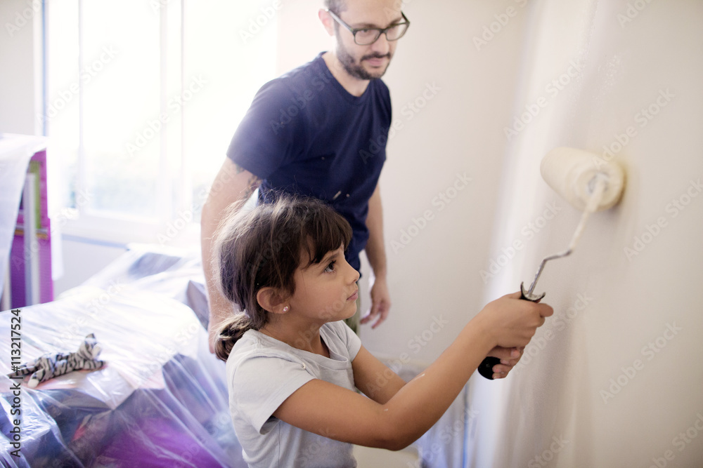 Father and daughter painting room Father and daughter painting room