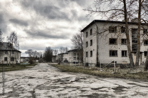 Canvas Print post-apocalyptic town