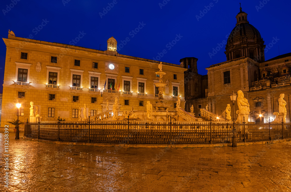 Palermo, Sicily, Italy: Piazza Pretoria