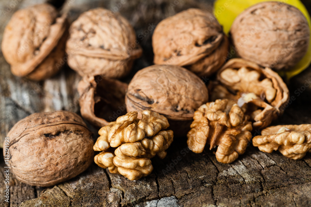 walnuts walnuts