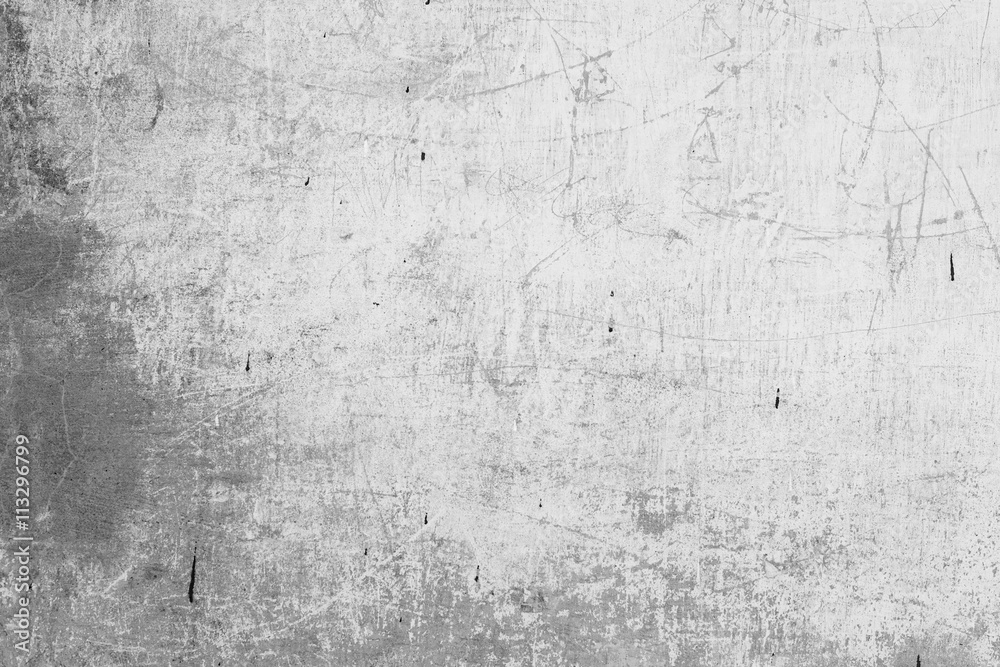 Fototapeta premium Wall fragment with scratches and cracks