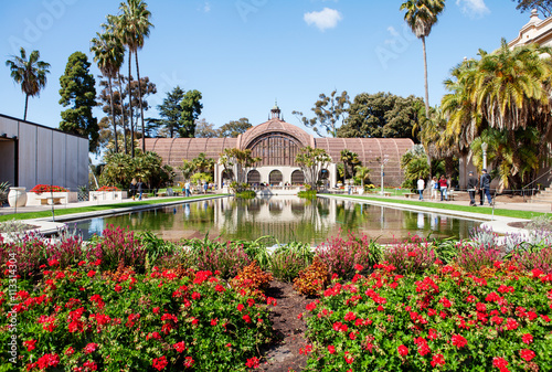 Fototapeta Naklejka Na Ścianę i Meble -  Balboa park Botanical building San Diego, California USA