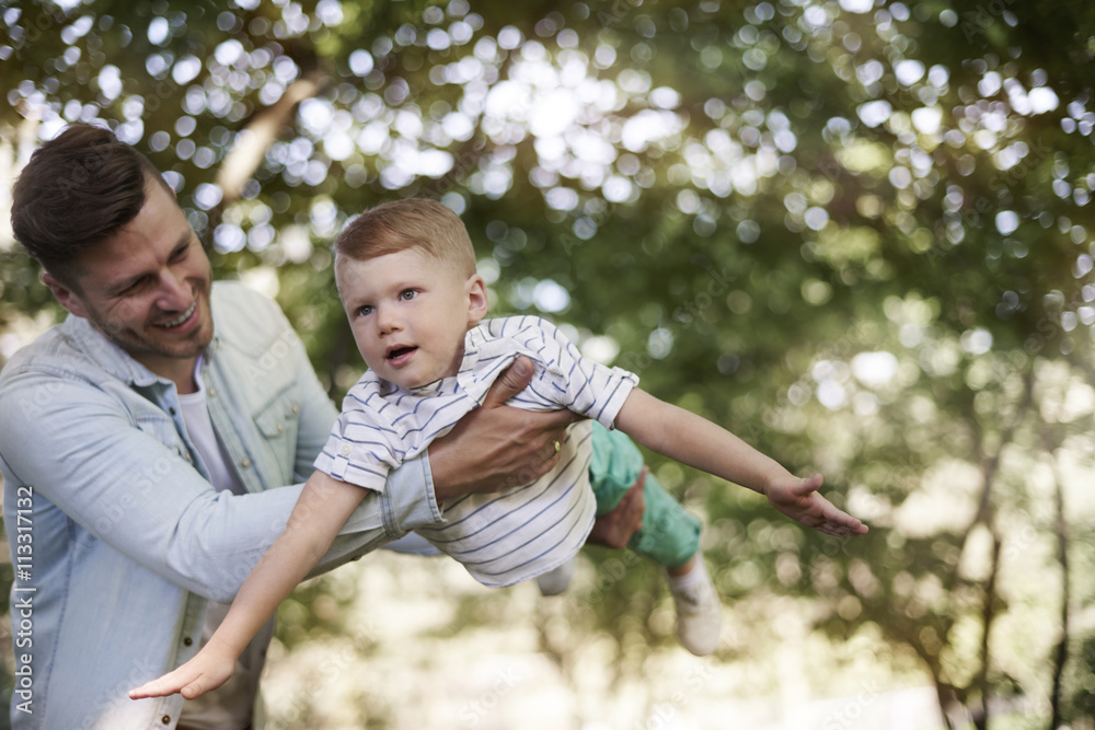 Fototapeta premium Playing with my lovely daddy
