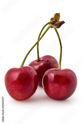 Obraz na płótnie Fresh ripe organic cherries isolated on a white background