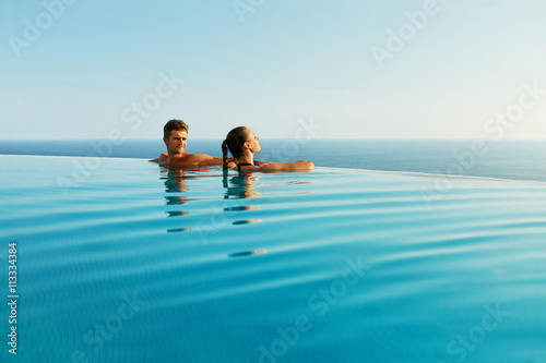 Fotografie, Obraz Couple In Love At Luxury Resort On Romantic Summer Vacation