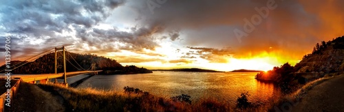 Lake Oroville sunset panorama photo