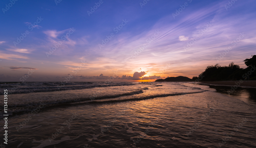 Fototapeta premium Sunset. Beautiful sunset in EAST PART OF THAILAND