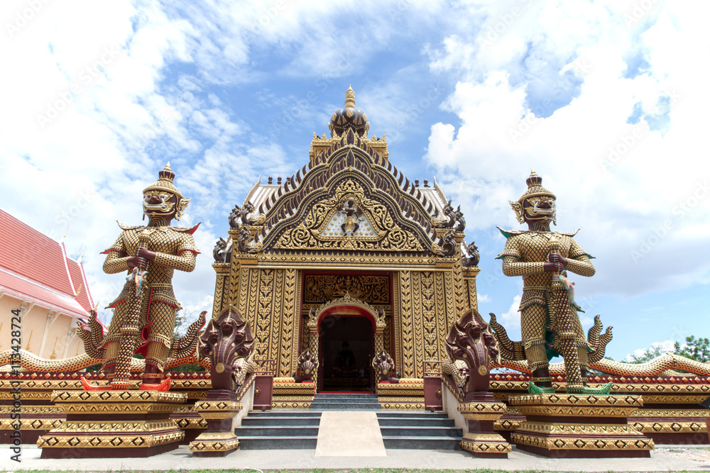 Fototapeta premium temple in thailand