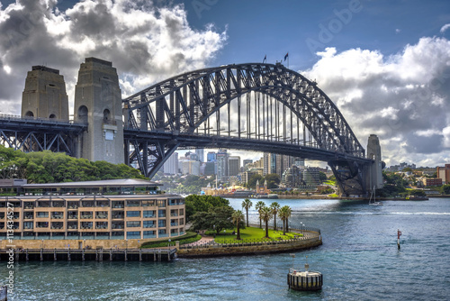 Sydney harbour bridge in daylight © dinozzaver