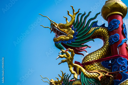 Chinese dragon with blue sky © kmmind