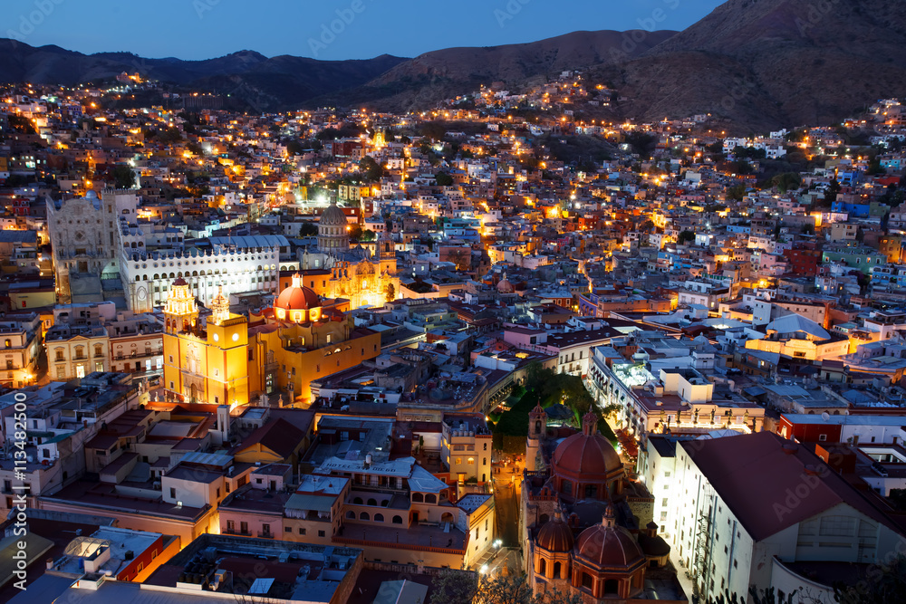 Fototapeta premium Guanajuato nights.
