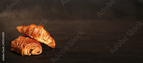 Fotografering croissant et pain au chocolat