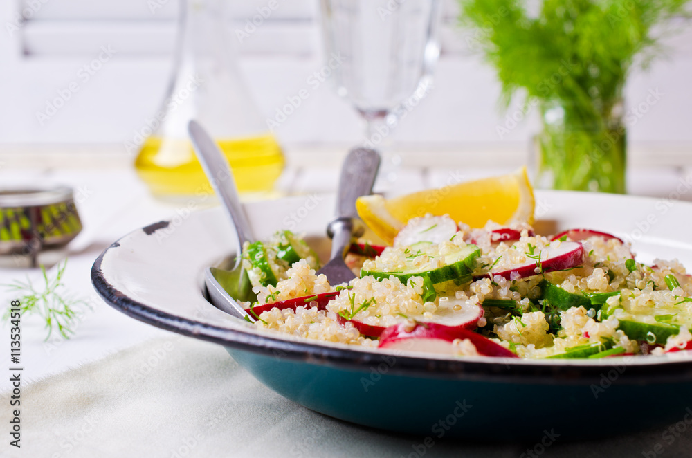 Salad with quinoa and vegetables