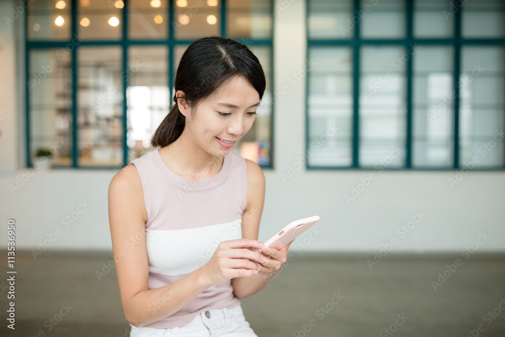 Woman use of mobile phone