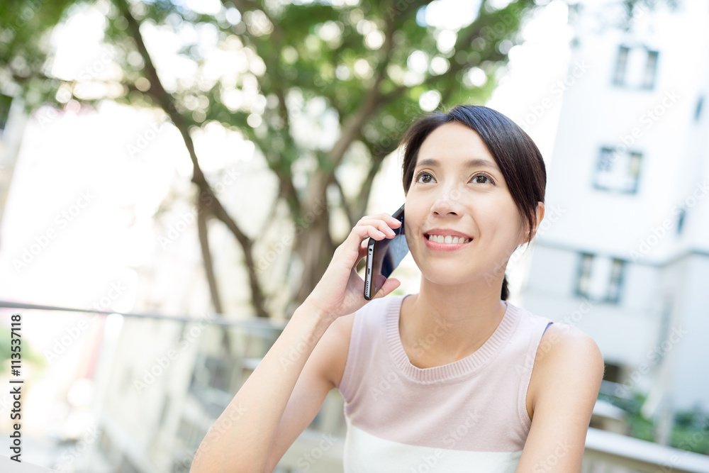 Woman pick up a call Woman pick up a call