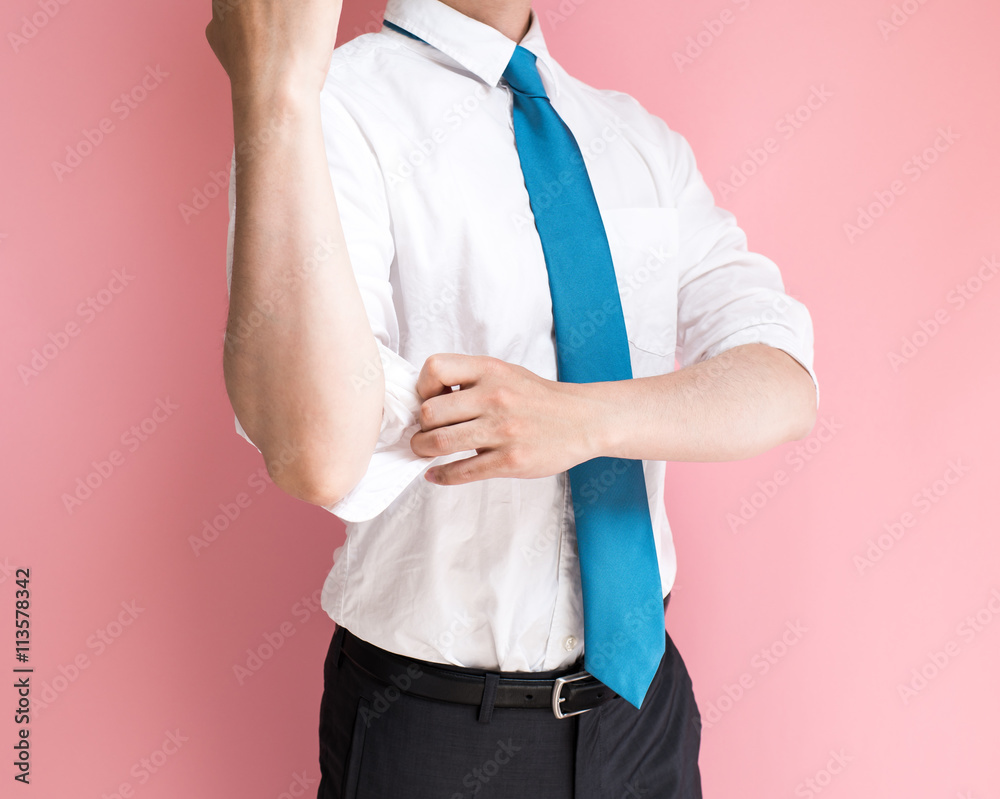 腕まくりをする男性 Stock Photo Adobe Stock