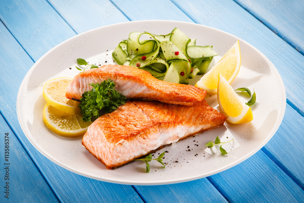 Grilled salmon steaks and vegetables Grilled salmon steaks and vegetables