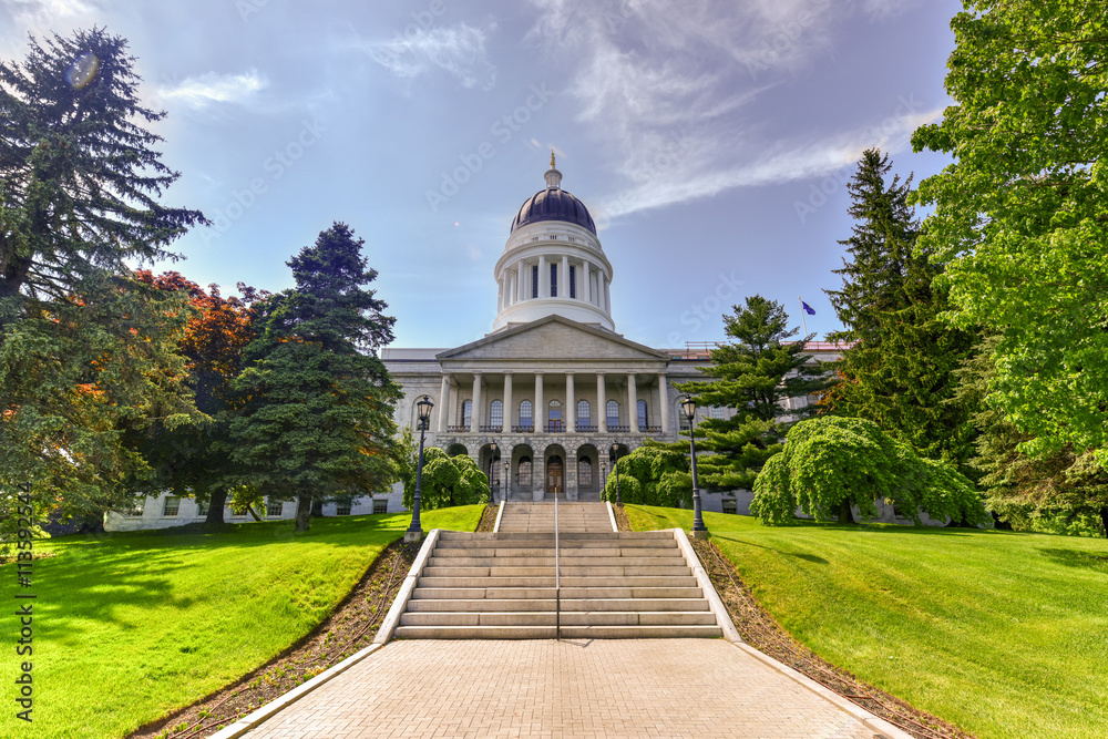 Augusta maine. Maine штат сша. Maine legislature. Капитолий штата мэн мэн. Штат мэн сша город огасто.
