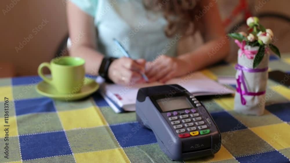 Using Credit Card Terminal with PIN in cafe