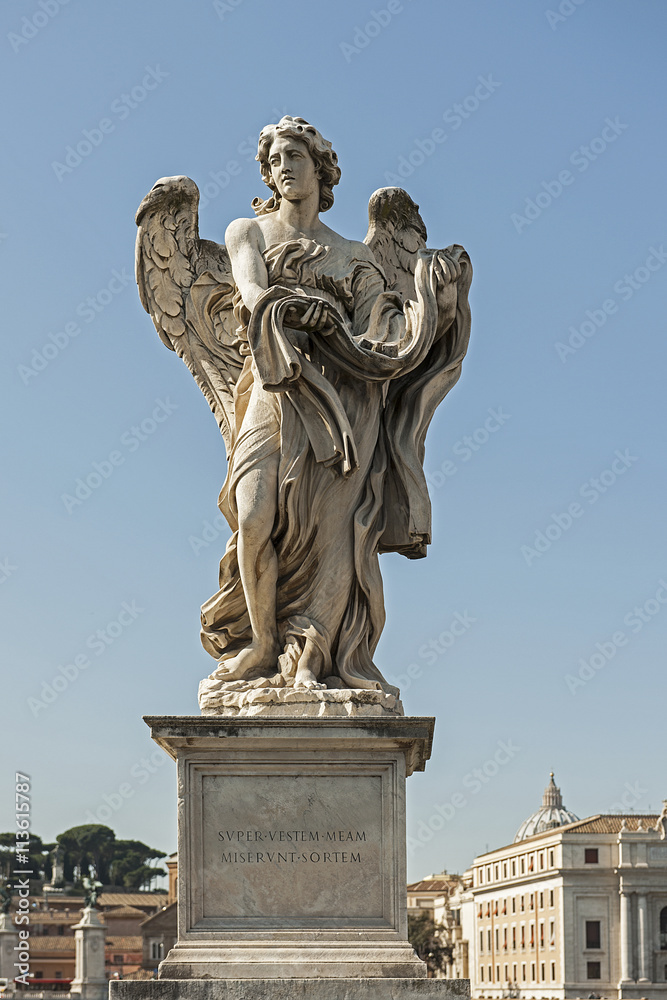 Engelsstatue auf der Engelsbrücke in Rom, Italien