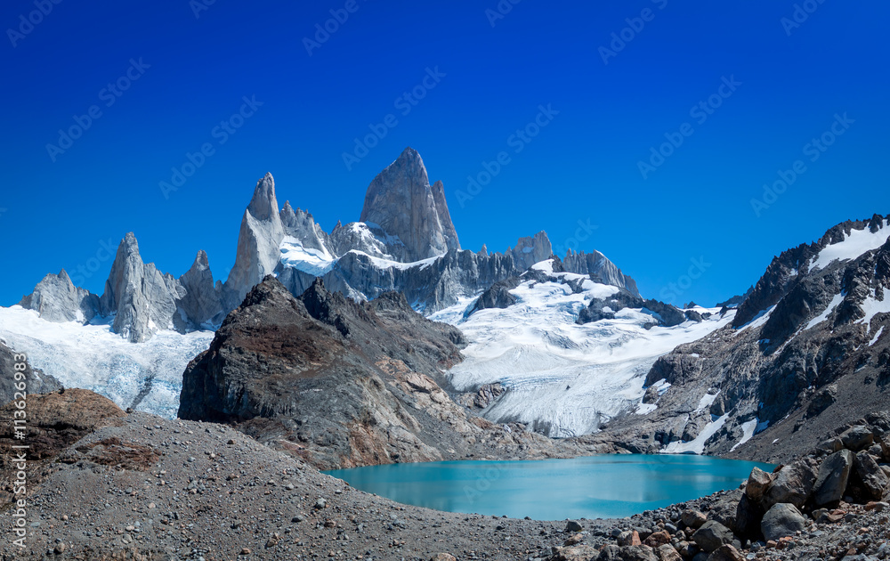Laguna de Los Tres and Mount Fitz Roy - El Chalten, Patagonia Ar