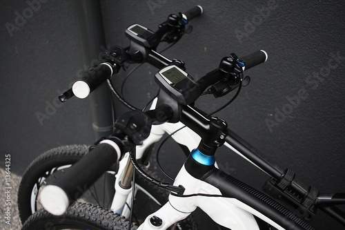 Konstfotografi Lenker von zwei eBikes